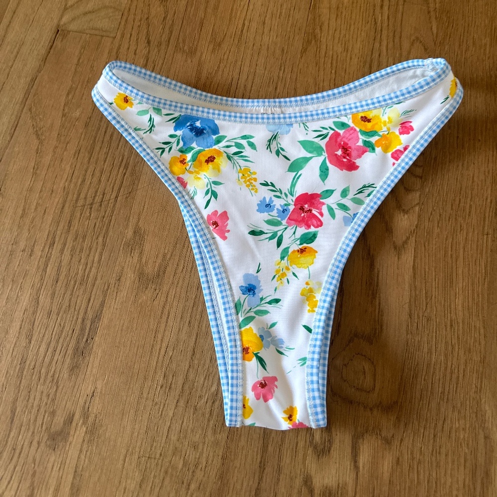 Floral bikini